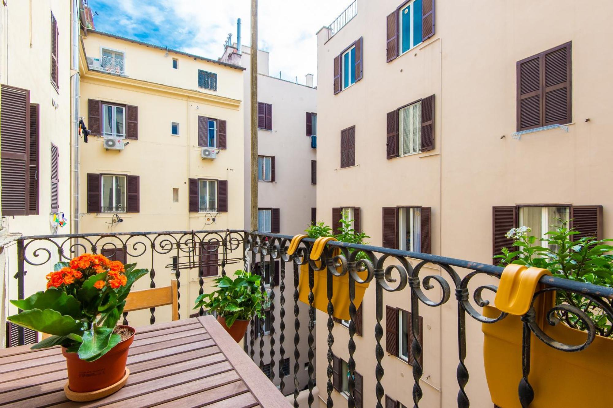 Cattaneo Monti Delizioso E Nuovissimo Appartamento Roma Exterior foto
